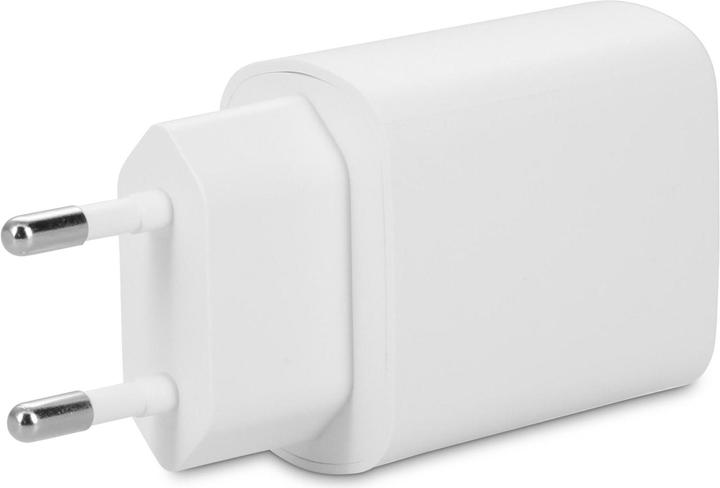 Actual product image LMP USB Wall Charger Dual Port USB-A / USB-C 18W (18 W)