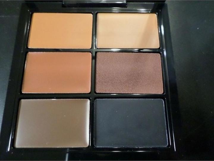 Immagine prodotto MAC Cosmetics Pt1 Studio Conceal and Correct Palette Extra Deep 0.21oz