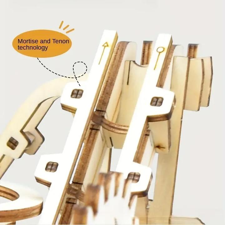 Produktbild The Toy Company 3D Holz Kugelbahn, Murmelbahn Puzzle aus Holz, batteriebetrieben