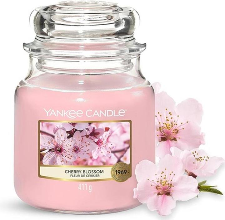 Actual product image Yankee Candle Cherry Blossom (411 g)
