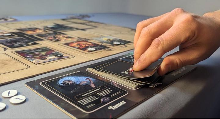 Immagine prodotto Gate to the Games Neverrift TCG Starter Kit - The Board Game (Tedesco, Ponte)
