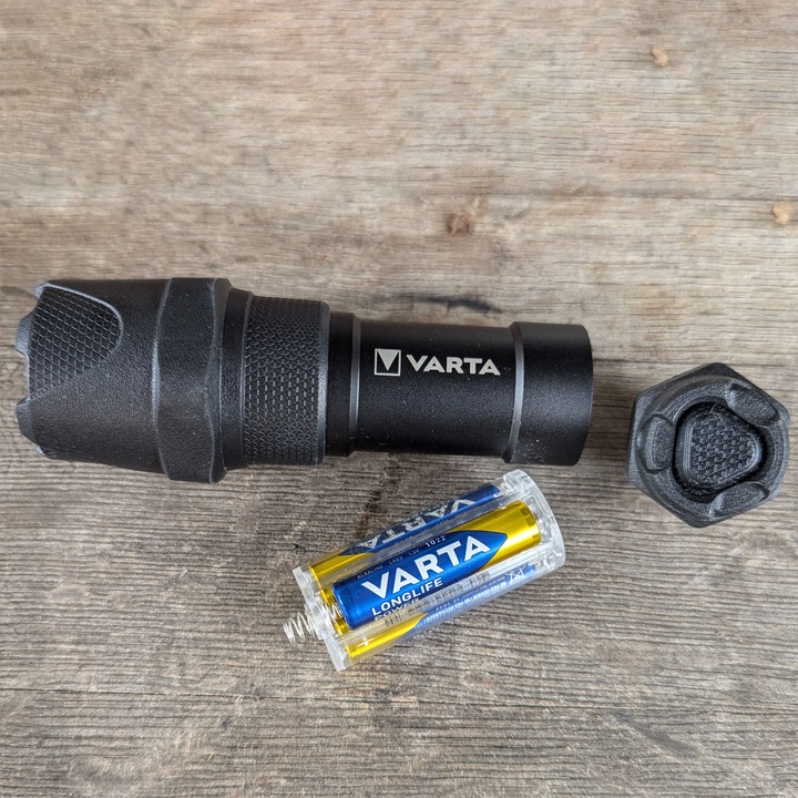 Produktbild Varta Indestructible F10 (13.80 cm, 300 lm)