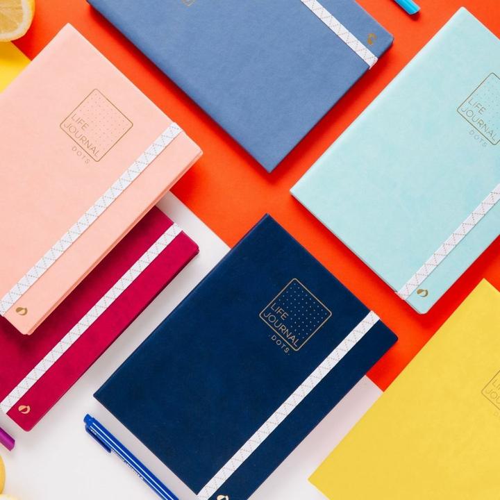 Actual product image Quo Vadis Notebook Life Journal 21 Dot (15 x 21 cm, Dotted, Hardcover)