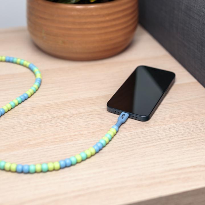 Actual product image Club 3D Club3D Lifestyle USB-C Perlen-Kabel PD60W (2 m, USB 2.0, 60 W)