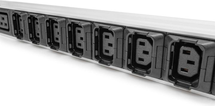 Produktbild Digitus Basis IT PDU, 3-phasig 16A, 24 x C13, 3 x C19, 3 m Zuleitung, IEC 60309 16 A Stecker