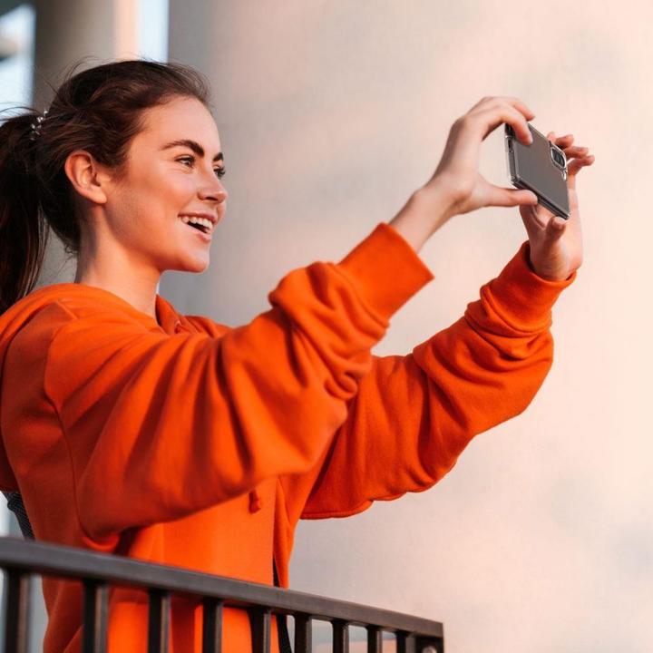 Immagine prodotto Spigen Ultra Ibrido (Samsung Galaxy S21 FE)