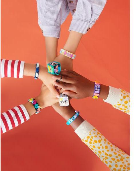 Image du produit LEGO Bracelet gaming avec pendentifs (41943, LEGO Dots)