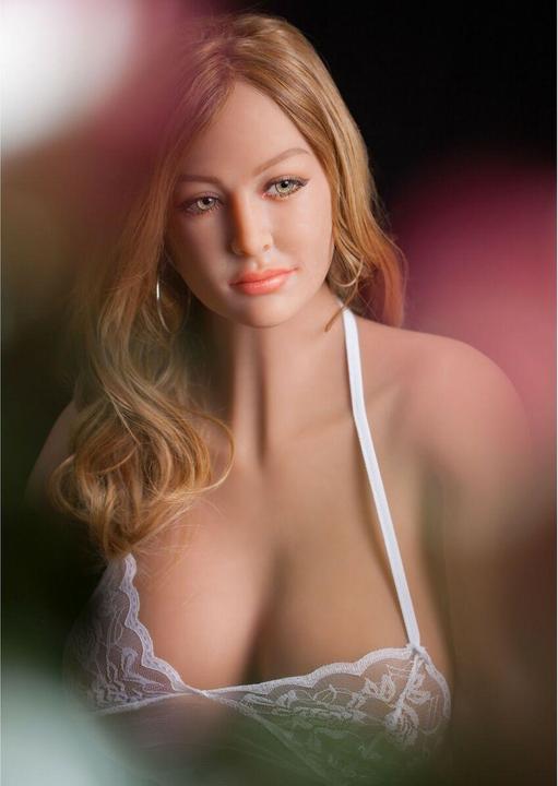 Produktbild Shots Ultimate Fantasy Doll Bianca