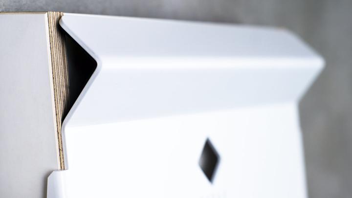 Actual product image Parax L-Rack