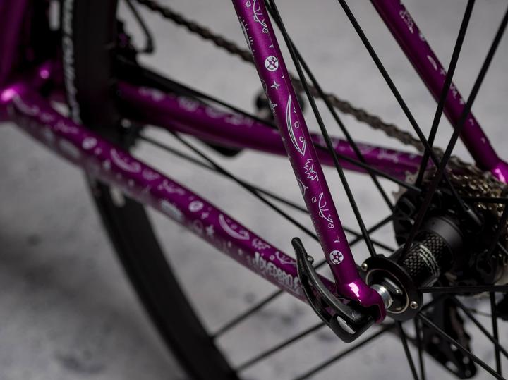 Produktbild Dyedbro Space Trip