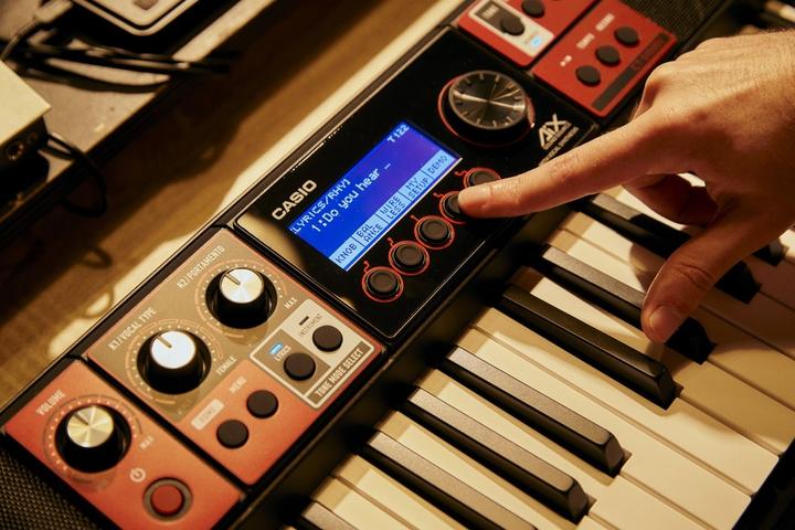 Actual product image Casio Keyboard CT-S1000V (61 Keys)