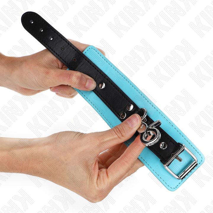 Actual product image Pipedream KINK - PREMIUM LOCKABLE WRIST CUFFS BLACK/BLUE ADJUSTABLE 21-28 CM X 5,5 CM