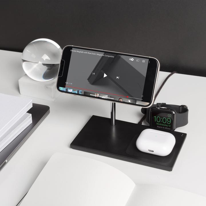 Actual product image Native Union Magsafe Wireless Charger black (15 W)