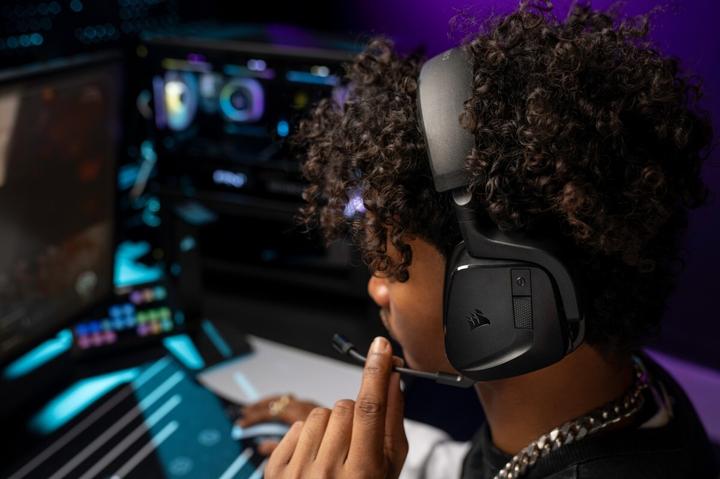 Actual product image Corsair VOID WIRELESS v2, Carbon – WW (Wireless, Cable)