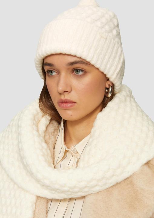 Produktbild S.Oliver Mütze Bommelmütze mit Musterstruktur