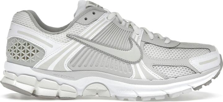 Image du produit Nike Women's Zoom Vomero 5 (40.5)