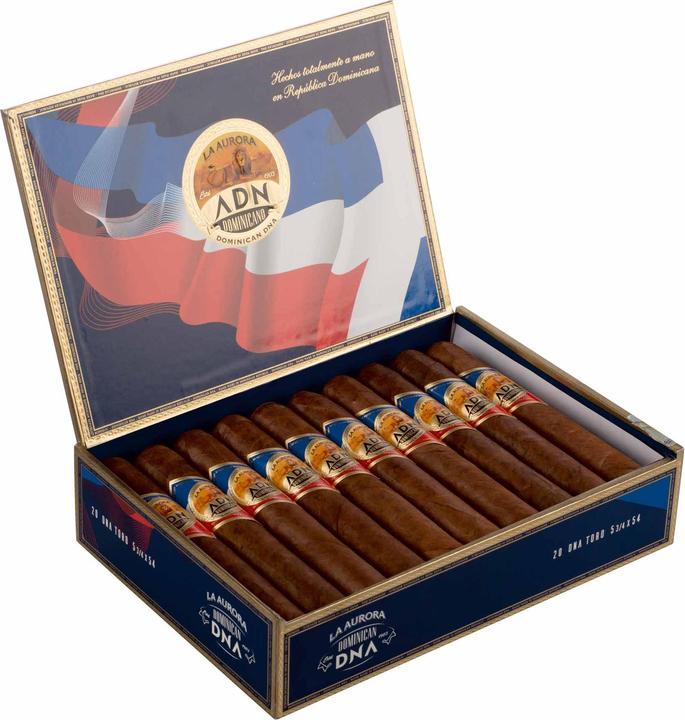 La Aurora Cigares DNA Dominicano Toro (Toro)