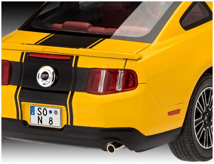Actual product image Revell 2010 Ford Mustang GT