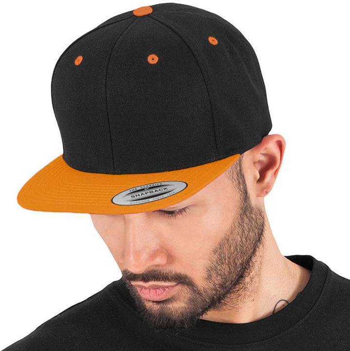 Actual product image Yupoong The Classic baseball cap two-coloured (One size)
