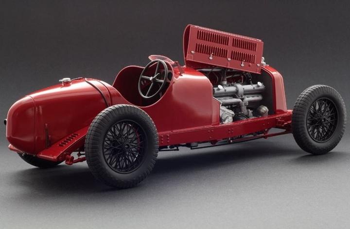Produktbild Italeri 1:12 Alfa Romeo 8C/2300 1931 33