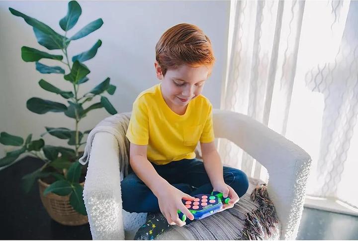 Actual product image Learning Resources Brain Bolt Boost - Das elektronisches Memory-Spiel