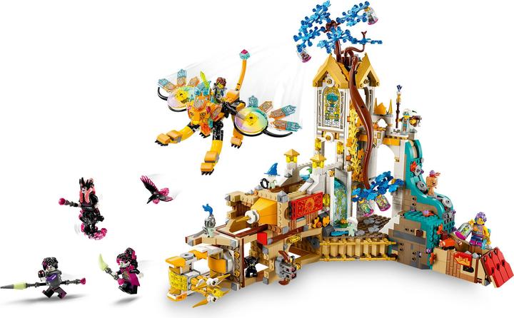 Actual product image LEGO Castle Nocturnia (LEGO Dreamzzz)