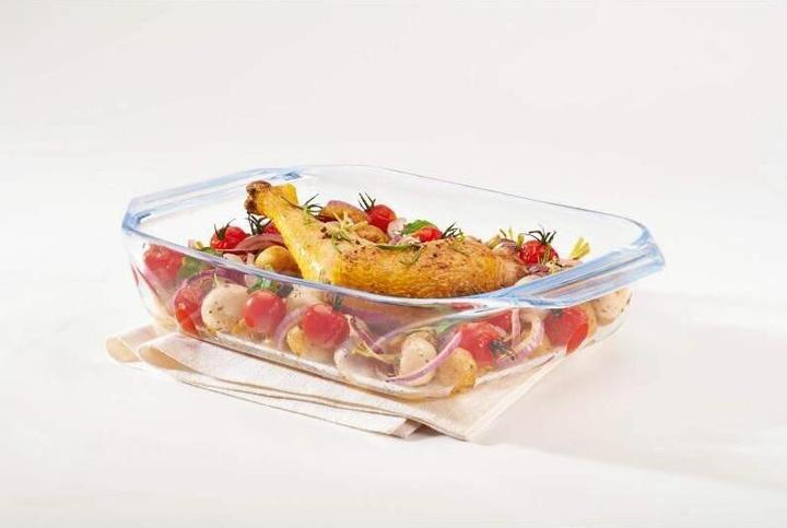 Actual product image Pyrex Classic
