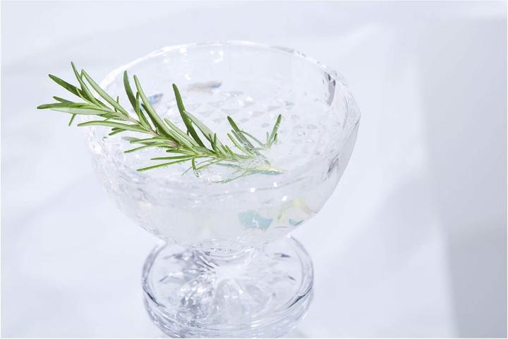Actual product image Aromatica Rosemary Scalp Scaling Shampoo (250 ml)