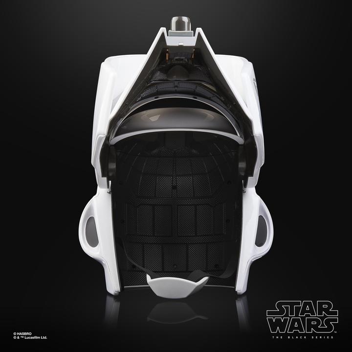 Produktbild Hasbro Star Wars Black Series elektronischer Helm Scout Trooper