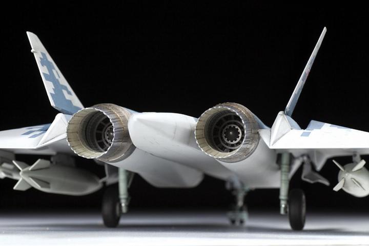 Produktbild 1:72 Sukhoi SU-57