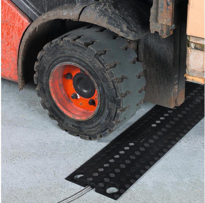 Actual product image RS PRO Safe-D Spring-Clip - Pack of 50 (Cable bridge, 76.50 cm)