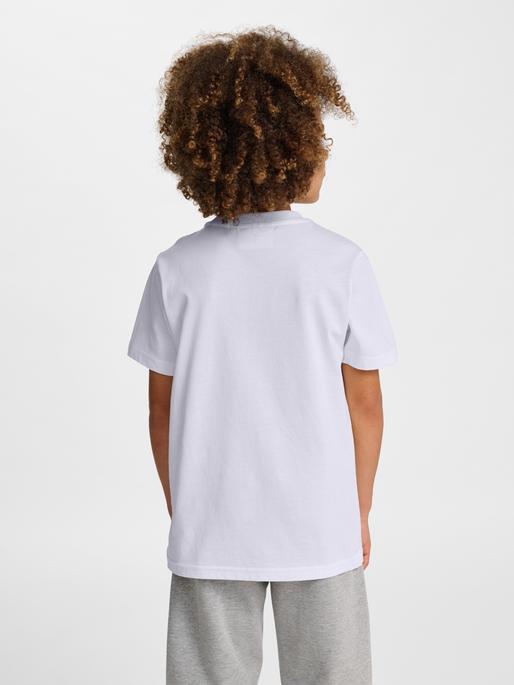 Produktbild hummel hmlJR BASE T-SHIRT S/S (34, 36, 38, 40)