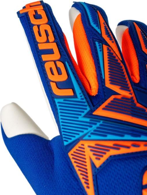 Actual product image Reusch Attrakt Freegel Advance (11)
