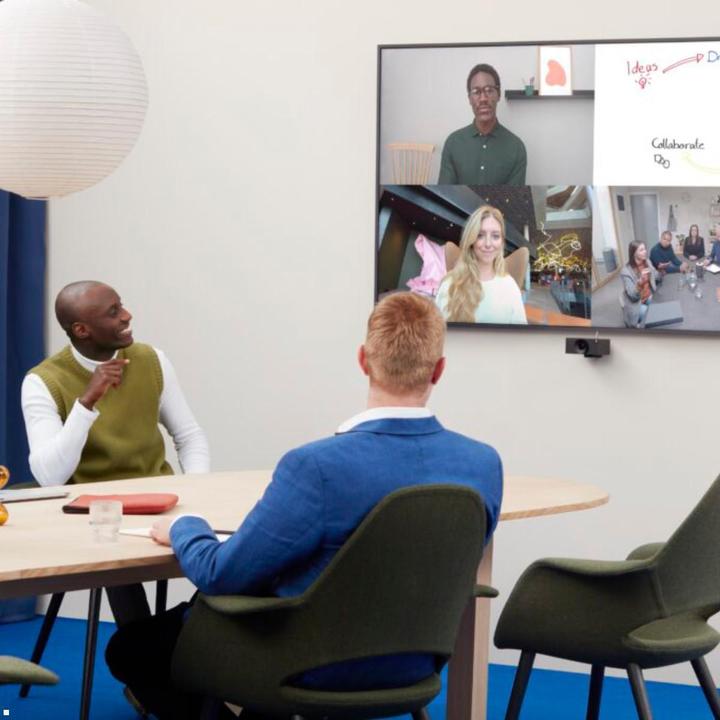 Image du produit Huddly L1 avec adaptateur USB. Support de montage mural & câble Ethernet de 2m