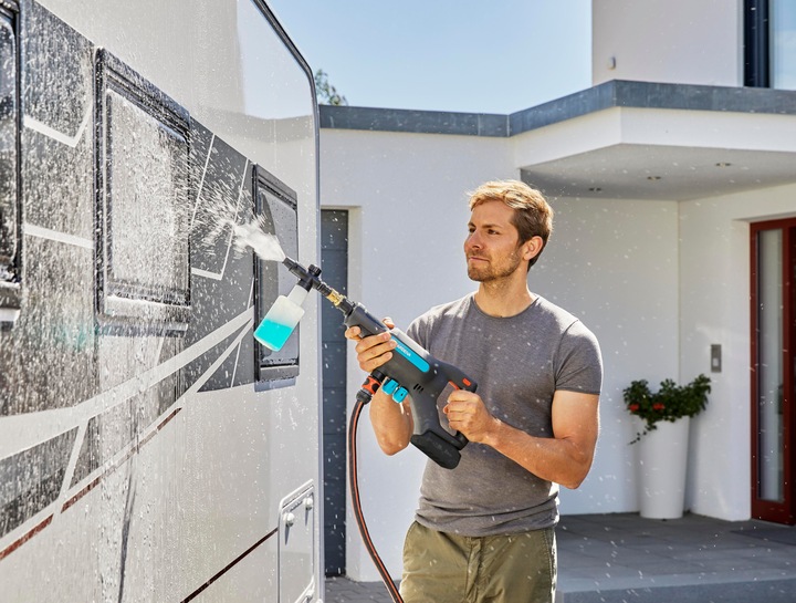 Immagine prodotto Gardena AquaClean (Batteria ricaricabile)
