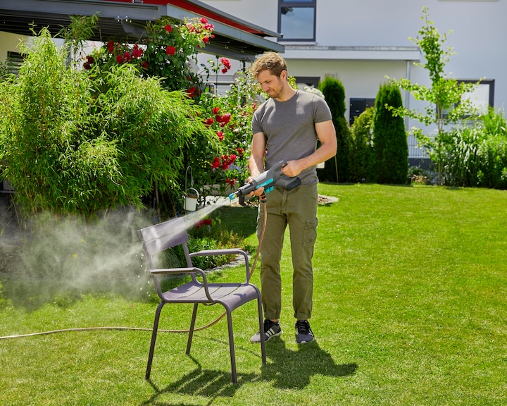 Actual product image Gardena AquaClean (Rechargeable battery operated)