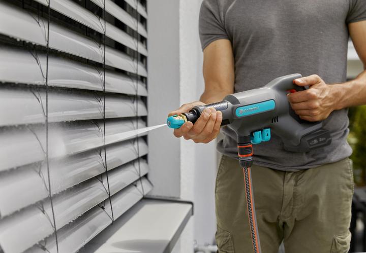 Immagine prodotto Gardena AquaClean (Batteria ricaricabile)