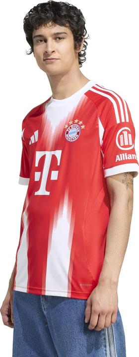 Actual product image adidas FC Bayern München Trikot (L)