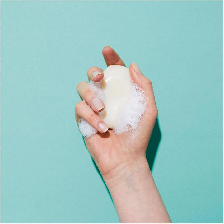 Actual product image Indola ACT NOW - Solid Shampoo (Solid shampoo)