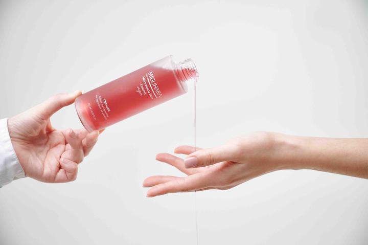 Actual product image Miguhara Anti wrinkle first essence origin