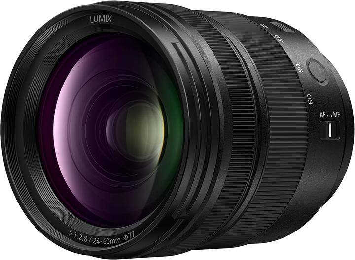 Panasonic Lumix S 24-60mm F2.8 Zoom (Leica L, full size)