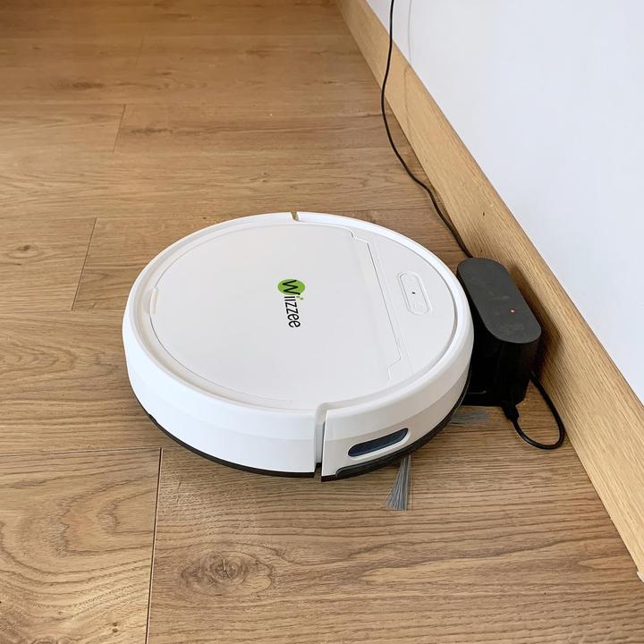 Produktbild Wiizzee Aspirapolvere Robot