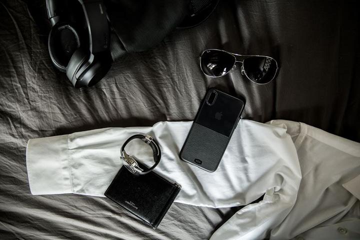 Actual product image Xdoria Coque Dash Noir Pour Iphone X/Xs (Apple iPhone X, Apple iPhone XS)