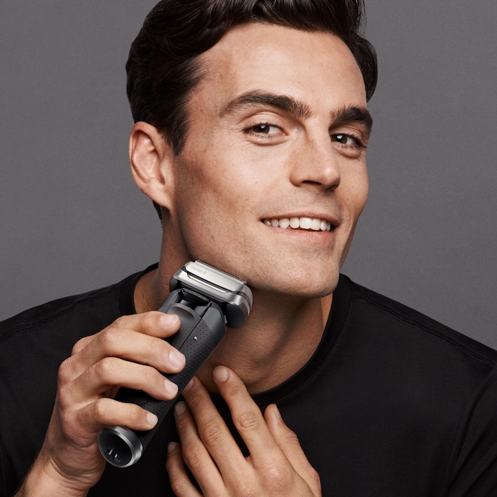 Actual product image Braun Series 9 9375cc + Latest Generation Electric Shaver