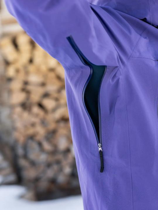 Actual product image Penguin Shell Jacke (L)