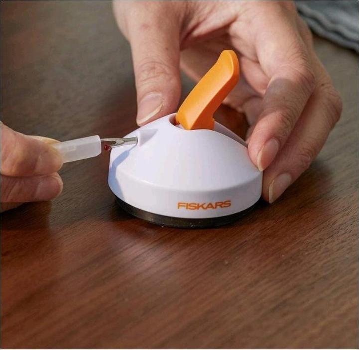 Immagine prodotto Fiskars Squartatore di cuciture bianco, arancione (9 cm)