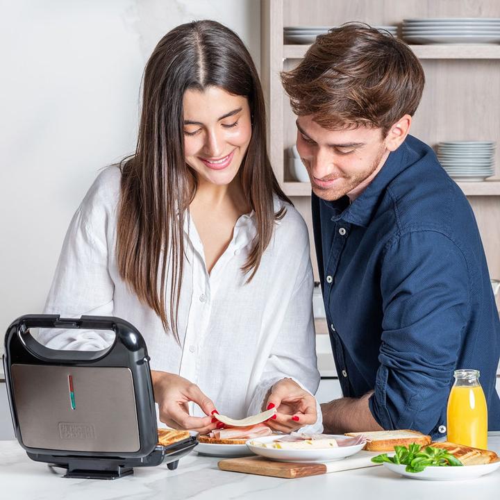 Image du produit Black & Decker Black+Decker BXSA753E Grille-pain à sandwichs