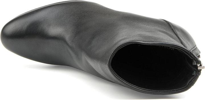 Actual product image Konstantin Starke Pilar (40)