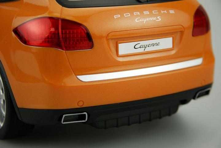 Immagine prodotto Amewi Porsche Cayenne 1:14 auto di licenza