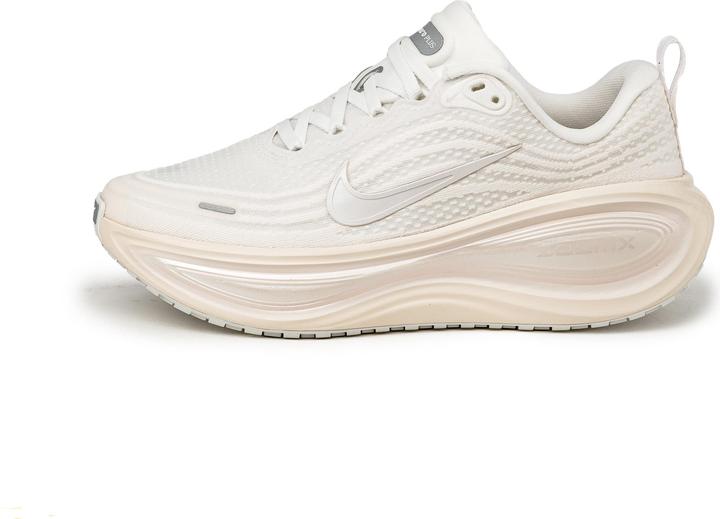 Produktbild Nike Vomero Plus ESS (38)
